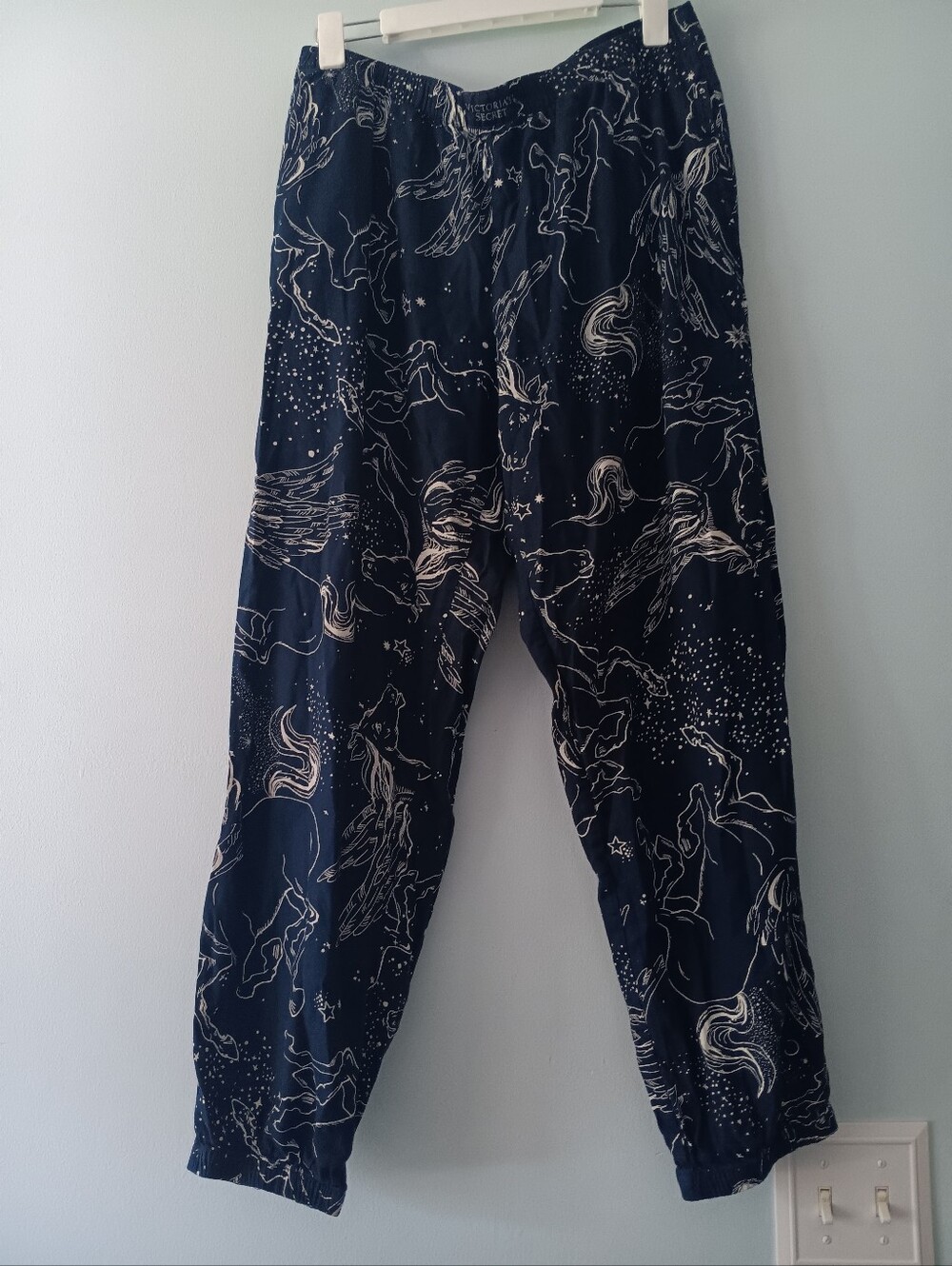 Victoria's Secret Pegasus Print Navy Pajama Pants Medium - Picture 2 of 6